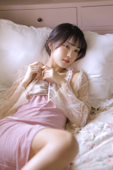 女主重生睡遍娱乐圈